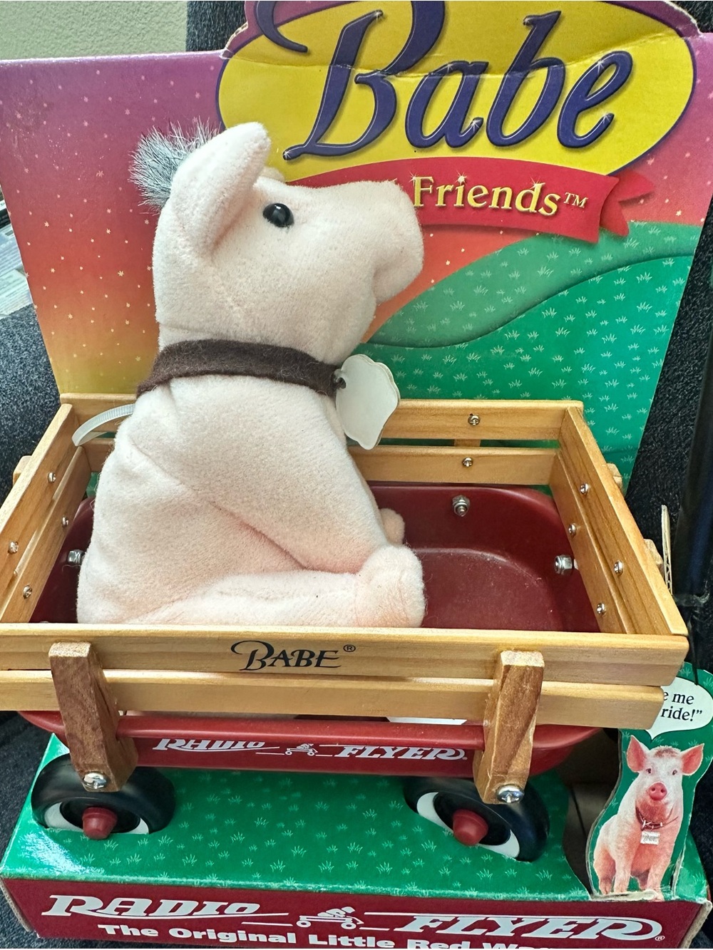 Radio Flyer “Babe” Pig Movie Plush Toy NIB Vintage 1998 Little Red Wagon
